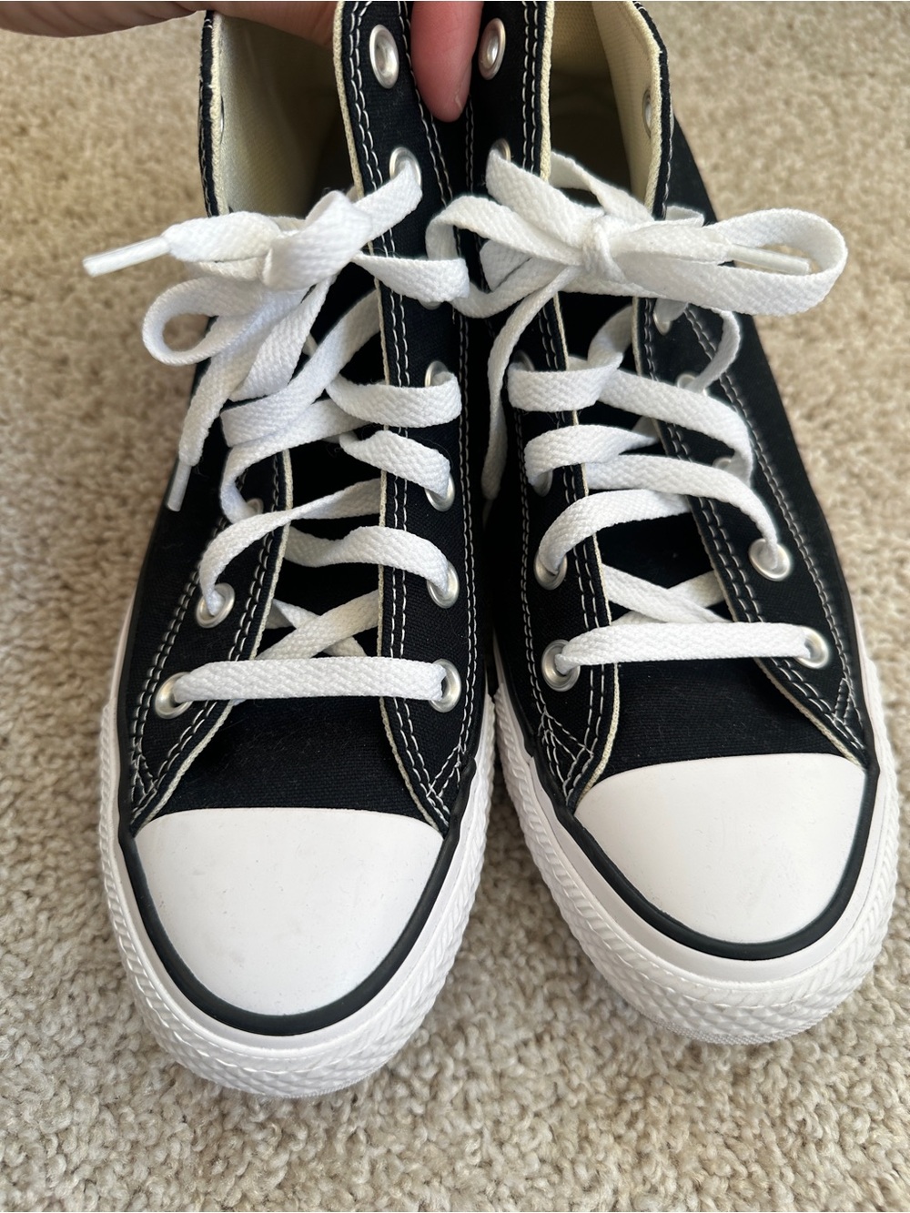 Converse Chuck Taylor All Star
High Top Black/White
Sneakers Women's 8 Men's 6 - Picture 8 of 12